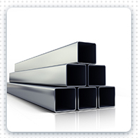 Тонкостенная алюминиевая квадратная труба