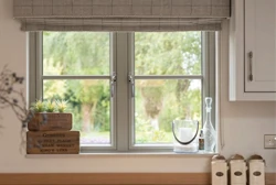 алюминиевое распашное окно