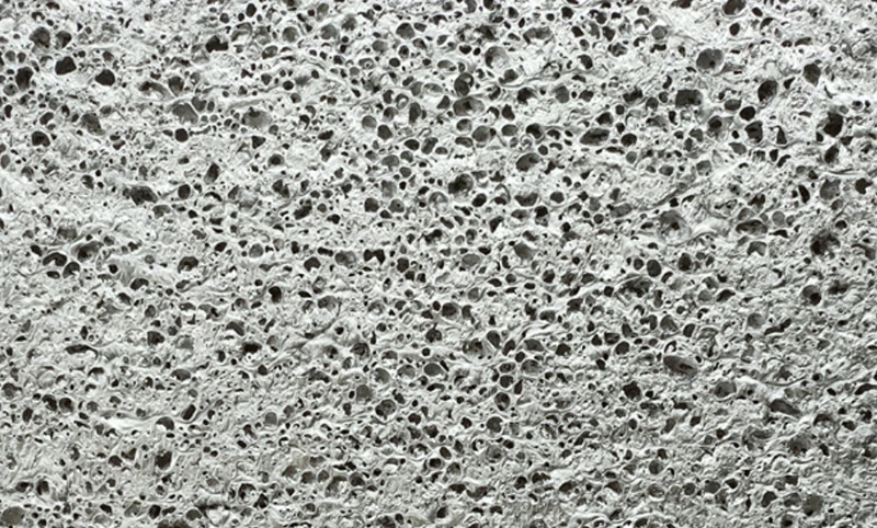 Алюминиевая пена со средними порами