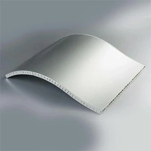 Изогнутая огнестойкая сотовая панель