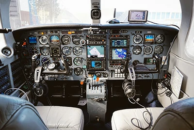 Кабина и интерьер