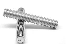 Шпилька с крупной резьбой