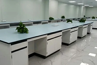 Защитные конструкции и кожухи для промышленного оборудования