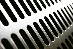 Щелевое отверстие