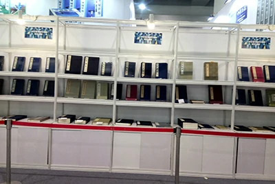 Демонстрационные стенды и выставочный реквизит