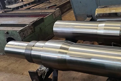 Customization of large-size special-shaped structural forgings