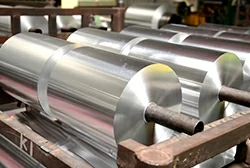 Многослойный рулон для пайки пластинчато-ребристых структур