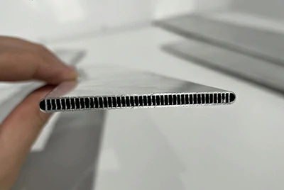 Parallel flow aluminum flat tube