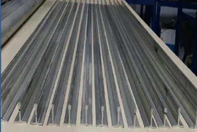 Несущие стойки