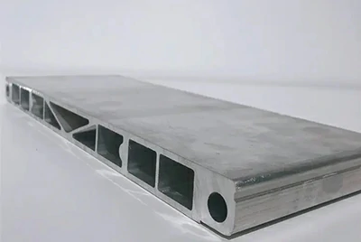 Охлаждающая пластина модуля аккумулятора электромобилей