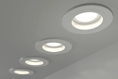 Прожекторы на трассе